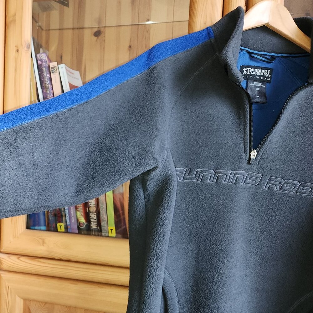 Running Room Running Sweater - Picture 4 of 7